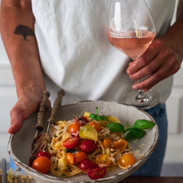 pays-doc-igp-sommerpasta-mit-bunten-kirschtomaten